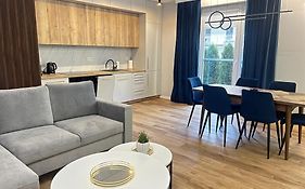Apartament Sosnowy przy Basenach Tropikalnych, prywatny parking
